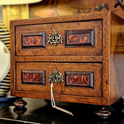 😍🥰 SPANISH CABINET