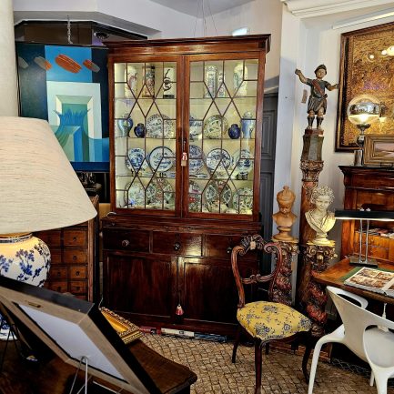 ✨🪞ELEGANT ENGLISH CABINET ✨