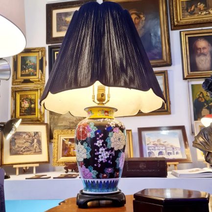 ✨ CHINESE FAMILLE ROSE PORCELAIN LAMP ✨