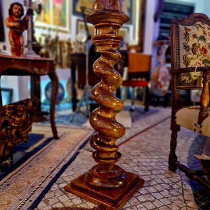 🏛✨ ROMANTIC-STYLE COLUMN ✨🏛