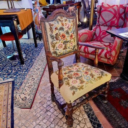 🪑✨ ARMCHAIR ✨🪑