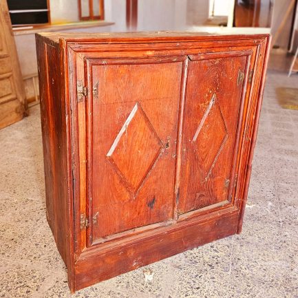 ✨🪵 19TH CENTURY PINE CABINET – A RUSTIC RELIC FULL OF HISTORY! 📜✨