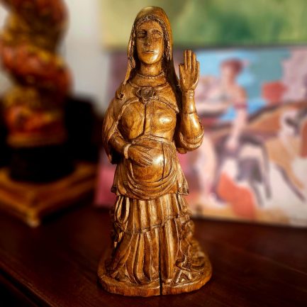 OUR LADY OF THE “O” – THE POWER OF THE SACRED IN MEDIEVAL WOOD 🙏✨🌟