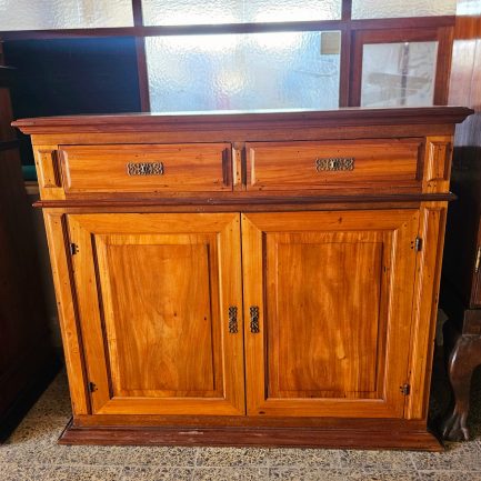 SOLID WOOD SIDEBOARD – 19th-CENTURY ELEGANCE AND STRENGTH WITH HISTORY 🪵✨🧡