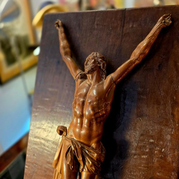 CHRIST IN WOOD – EXPRESSION OF FAITH AND ART ✝️✨ - Image 3