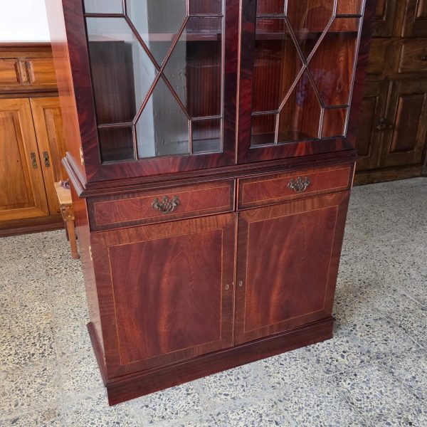 GEORGIAN MAHOGANY CHINA CABINET ✨ - Image 3