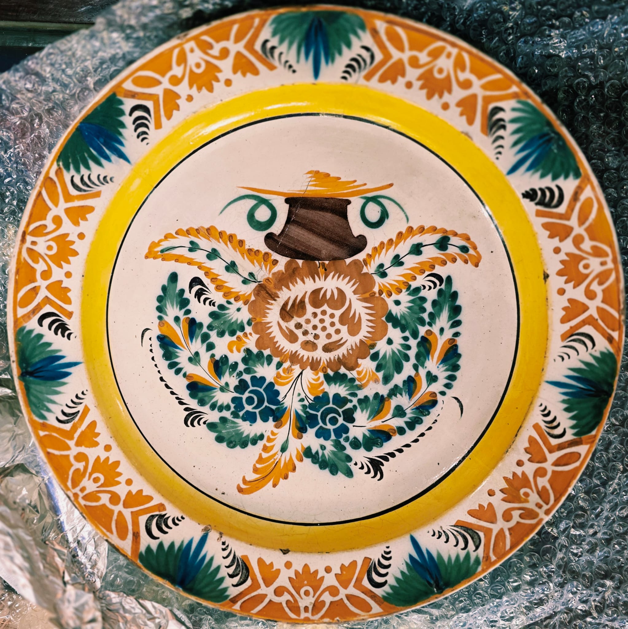 PORTUGUESE POPULAR FAIENCE PLATE β COLOUR, SOUL AND TRADITION πΏπ